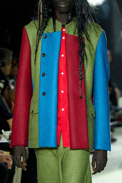Look 72